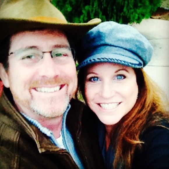 Hello!! 🙋🏻‍♀️ Thanks for stopping by🛍 - Picture 2 of 8